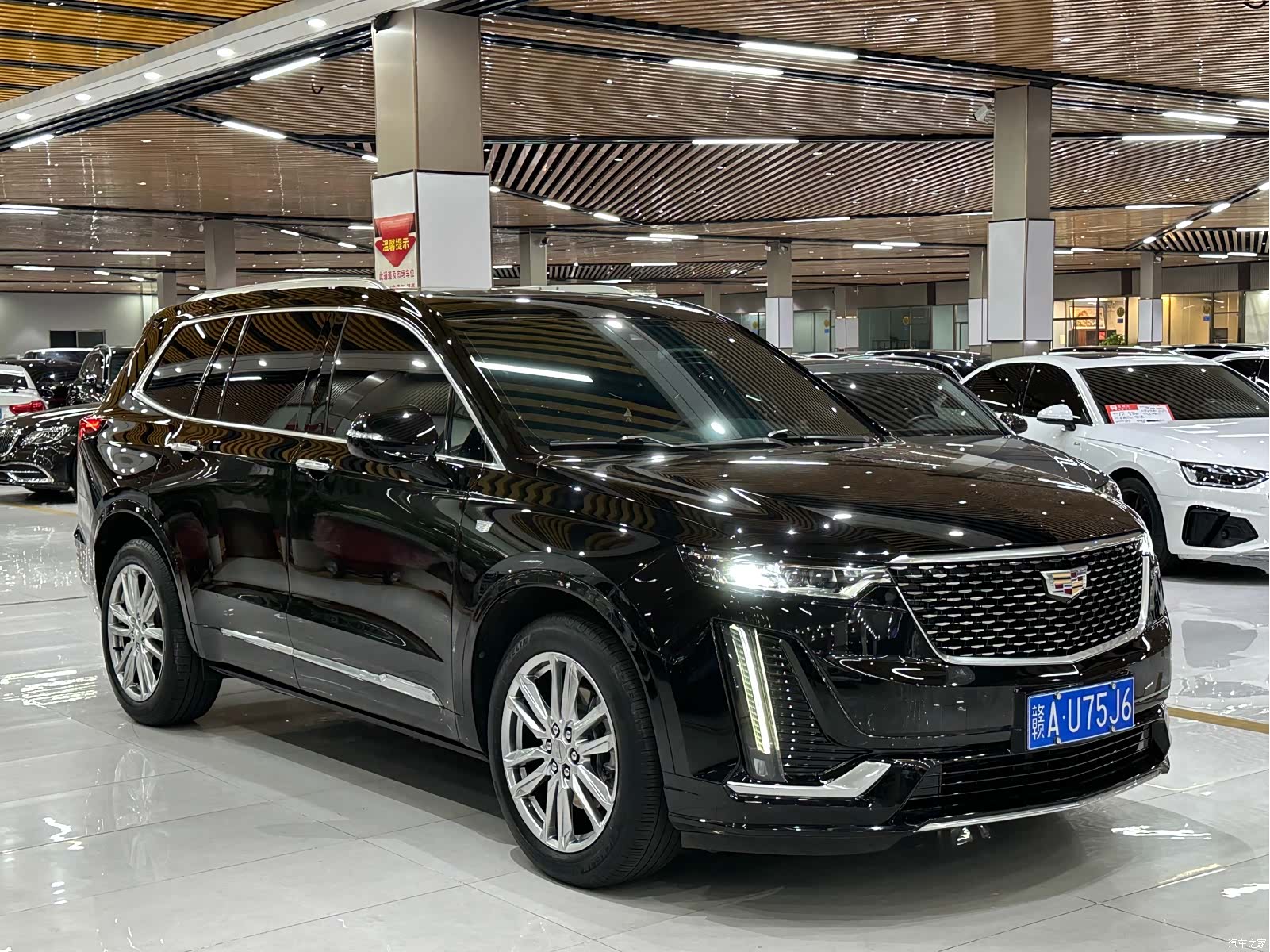 Cadillac XT6, 2023 2