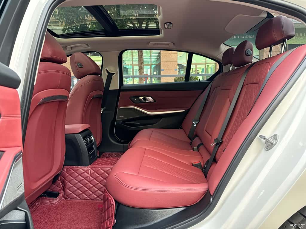 BMW 3 Series, 2023 24