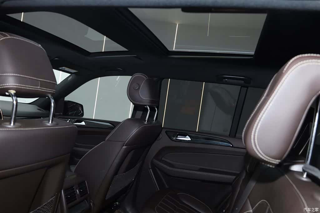 Mercedes-Benz GLS, 2018 23