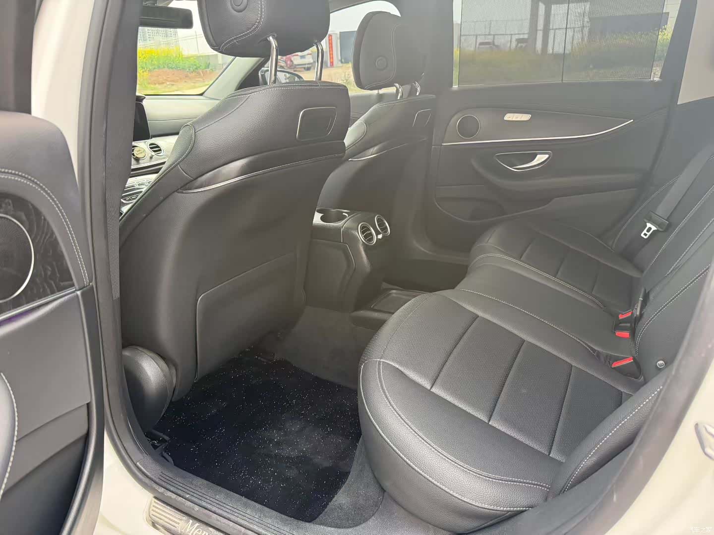 Mercedes-Benz E-Class, 2017 6