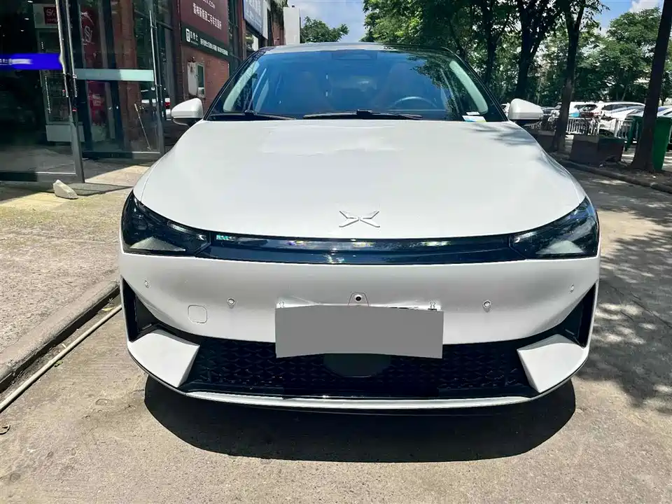 XPENG P5