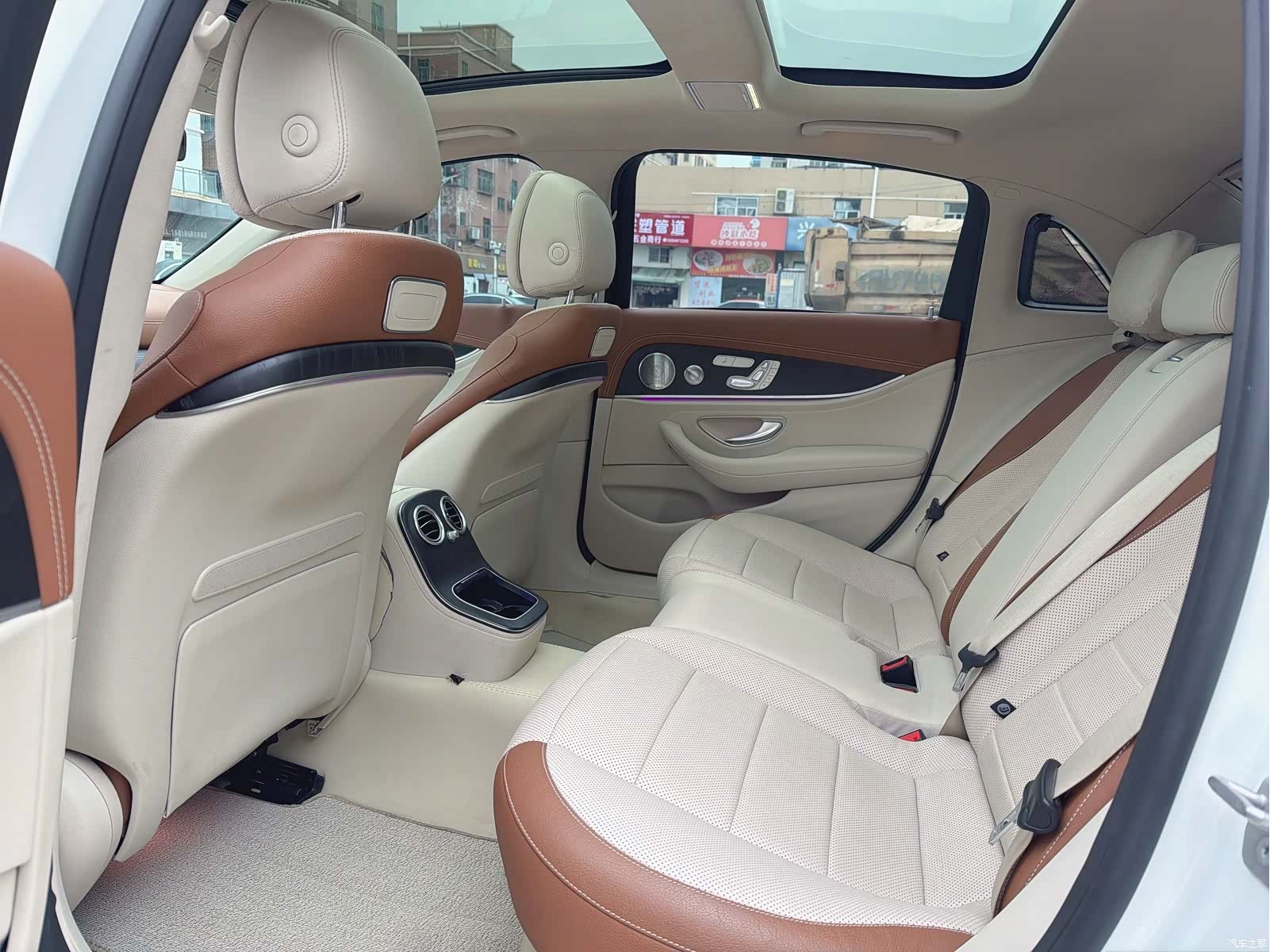 Mercedes-Benz E-Class, 2020 6