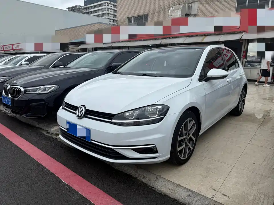 Volkswagen golf