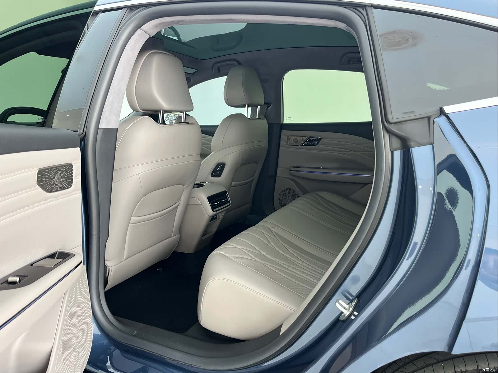Geely 8, 2025 10