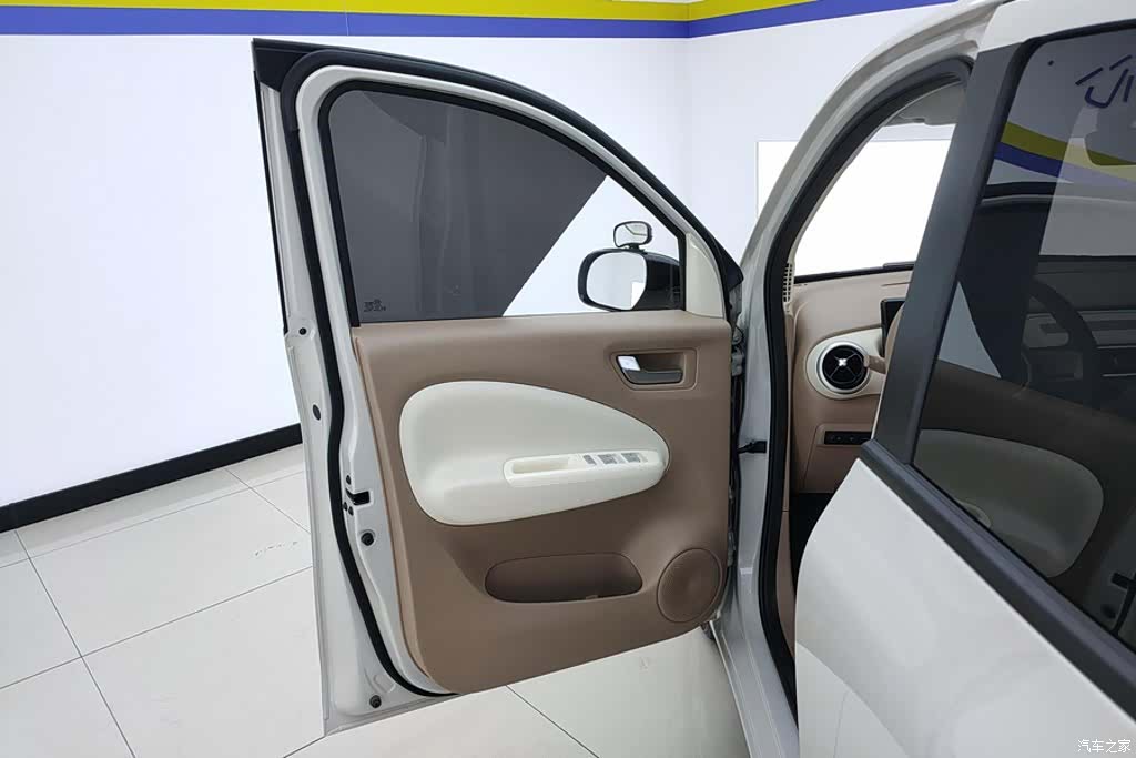 Wuling MINIEV, 2025 7