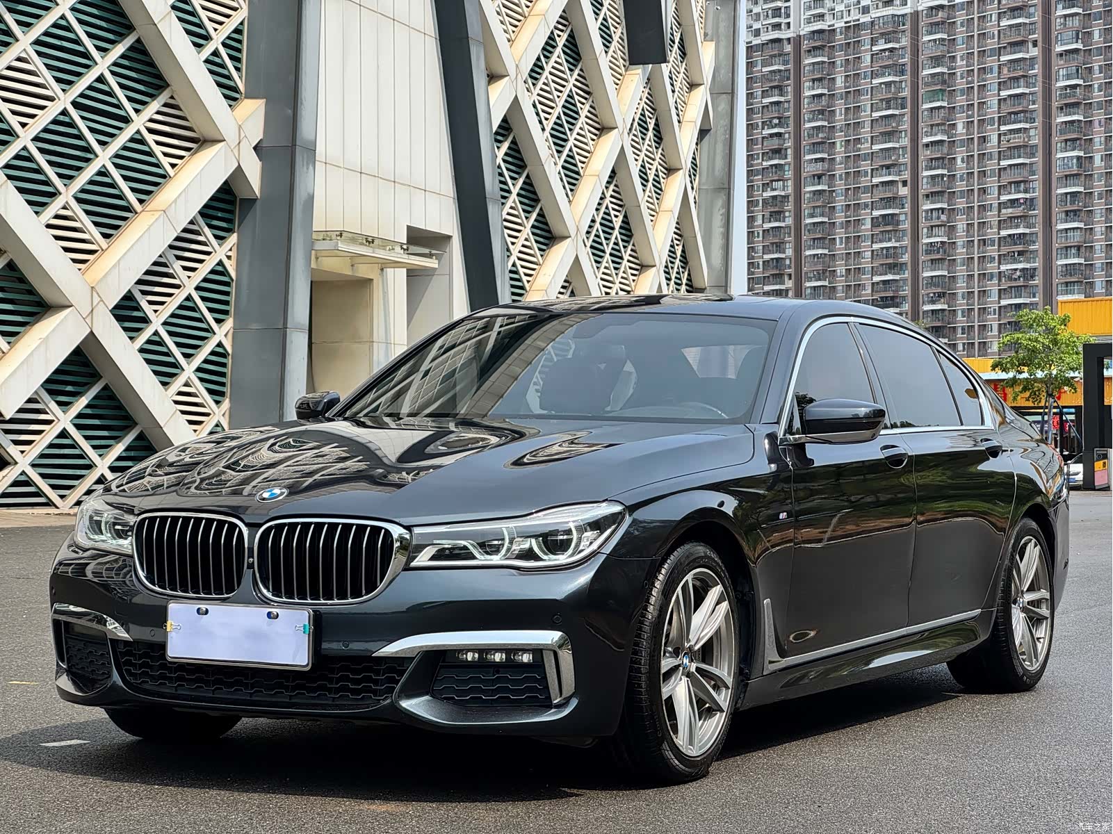 BMW 7 Series, 2018 1