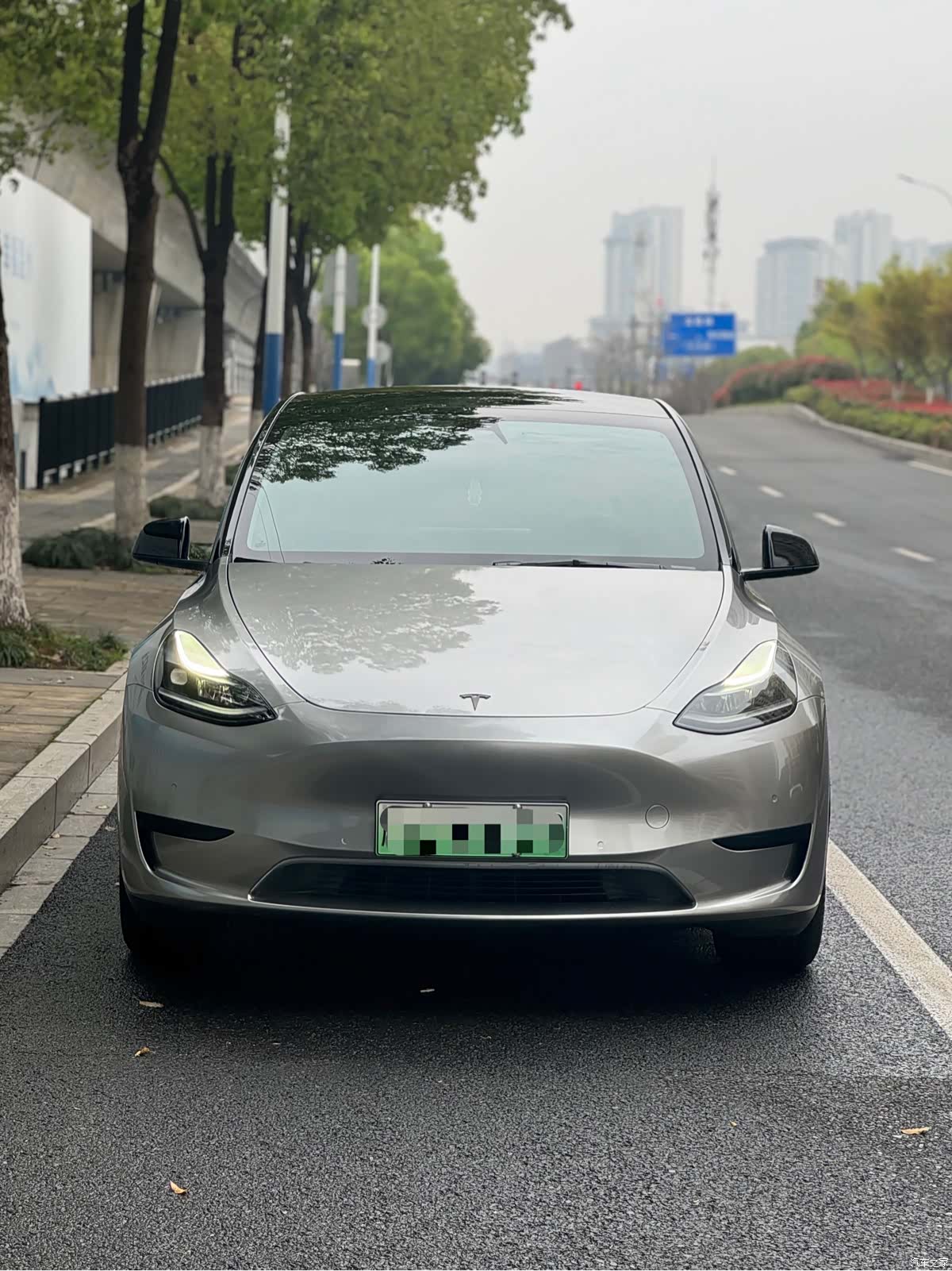 Tesla Model Y, 2023 2