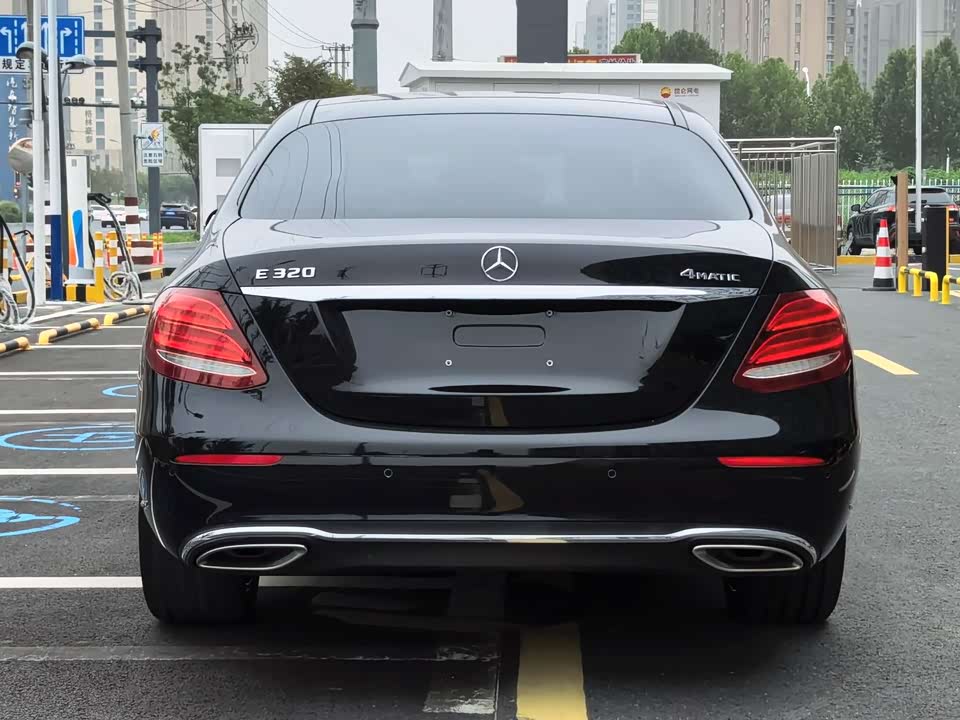 Mercedes-Benz E-class Mercedes-Benz E-class