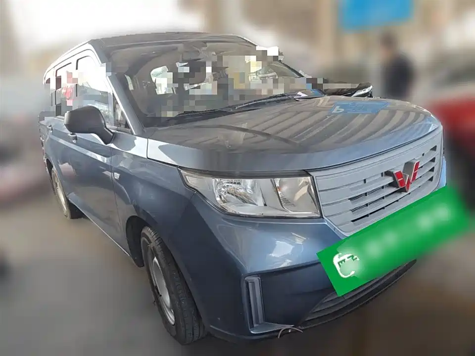 Wuling Wuling Hongguang PLUS