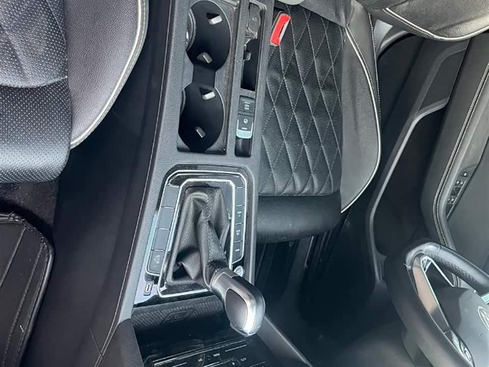 Volkswagen Magotan GTE