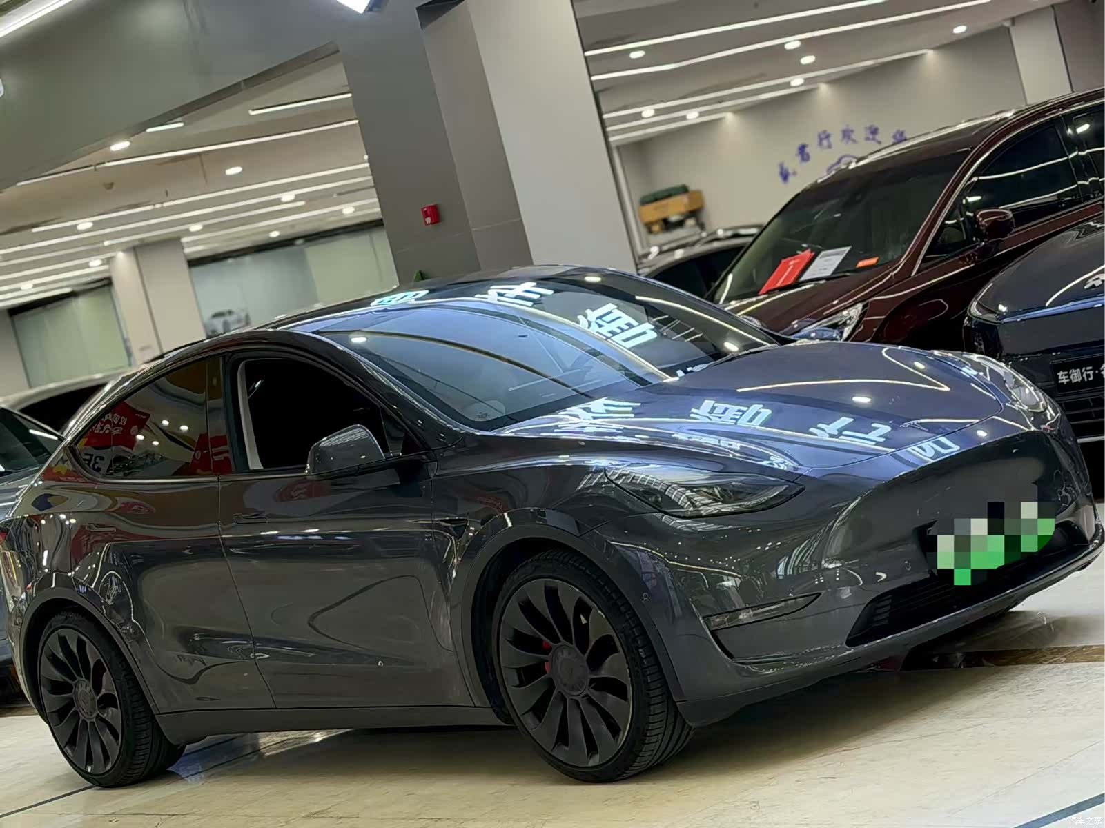Tesla Model Y, 2022 3