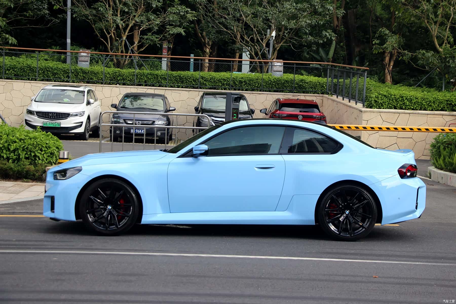 BMW M2, 2025 3