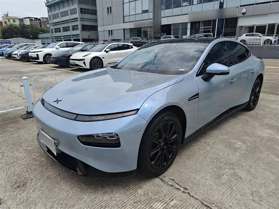 XPENG P7
