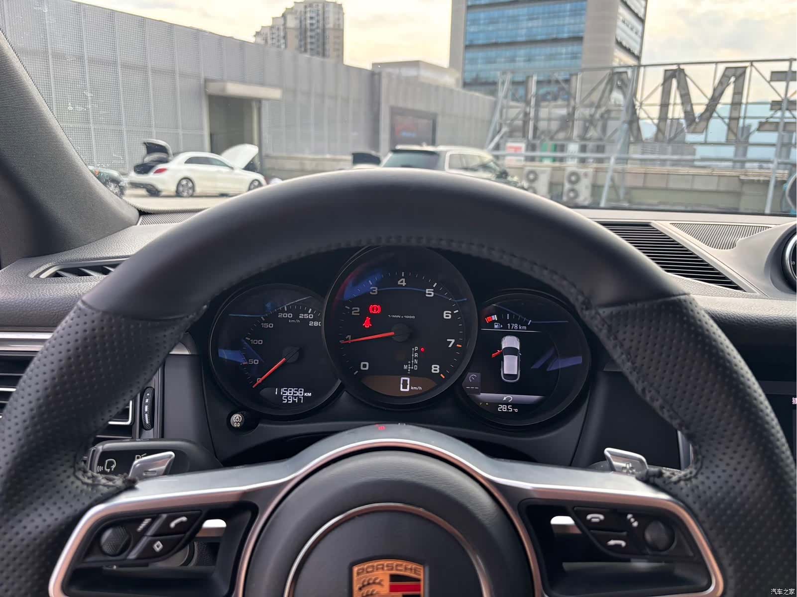 Porsche Macan, 2020 9