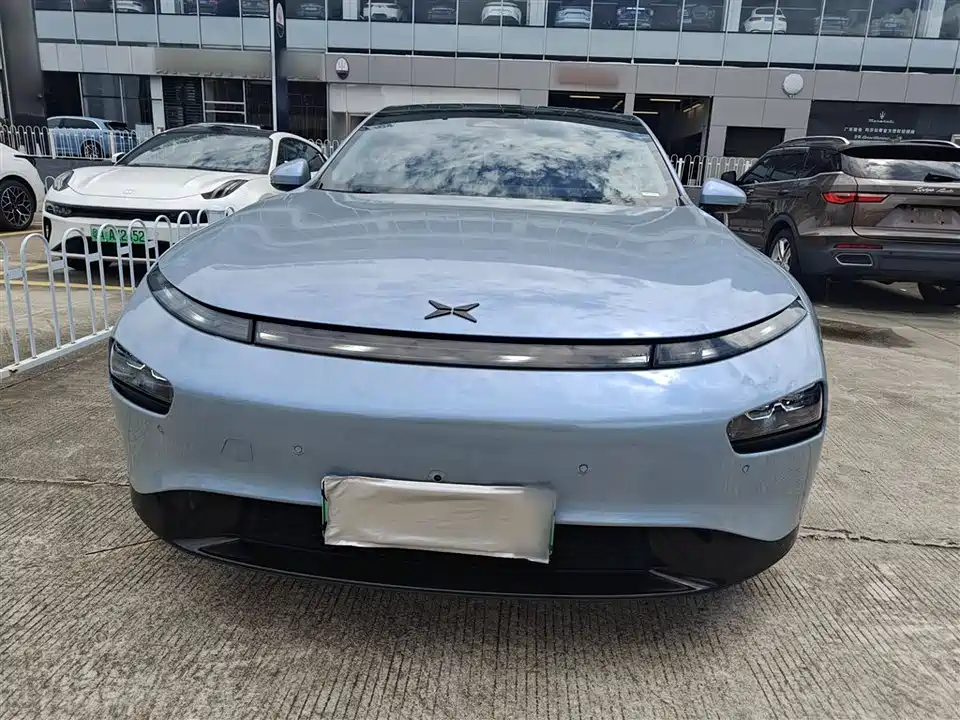 XPENG P7