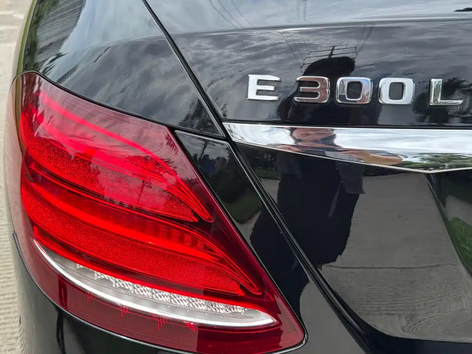 Mercedes-Benz E-class Mercedes-Benz E-class
