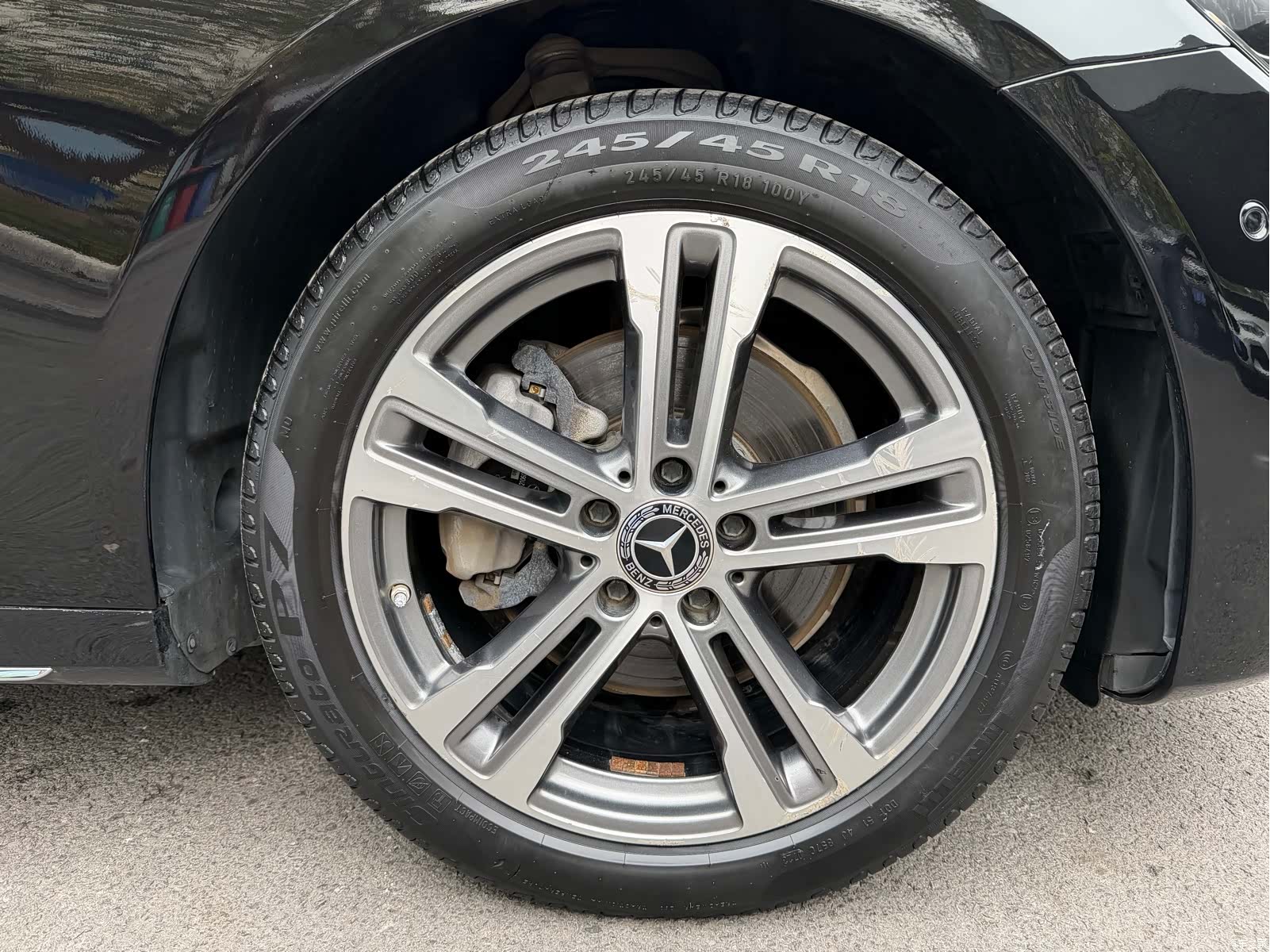 Mercedes-Benz E-Class, 2022 4