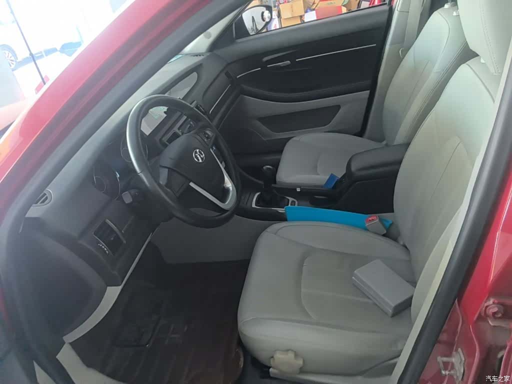 BAIC D50, 2014 15