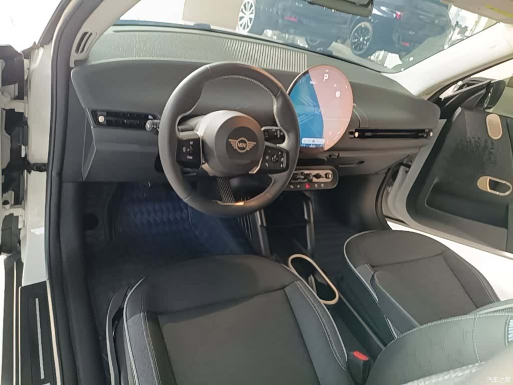 Mini Cooper, 2024 10