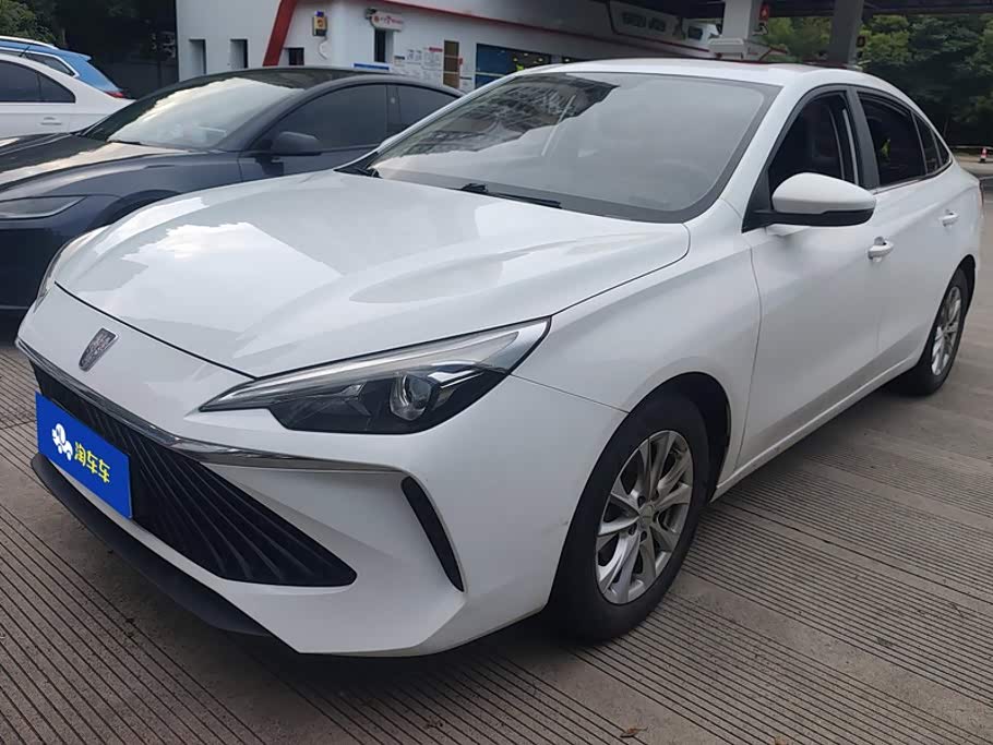Roewe i5