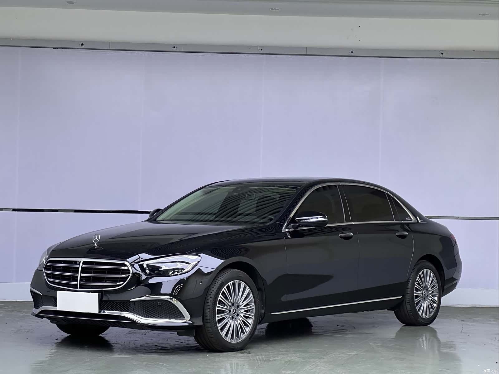 Mercedes-Benz E-Class, 2022 1