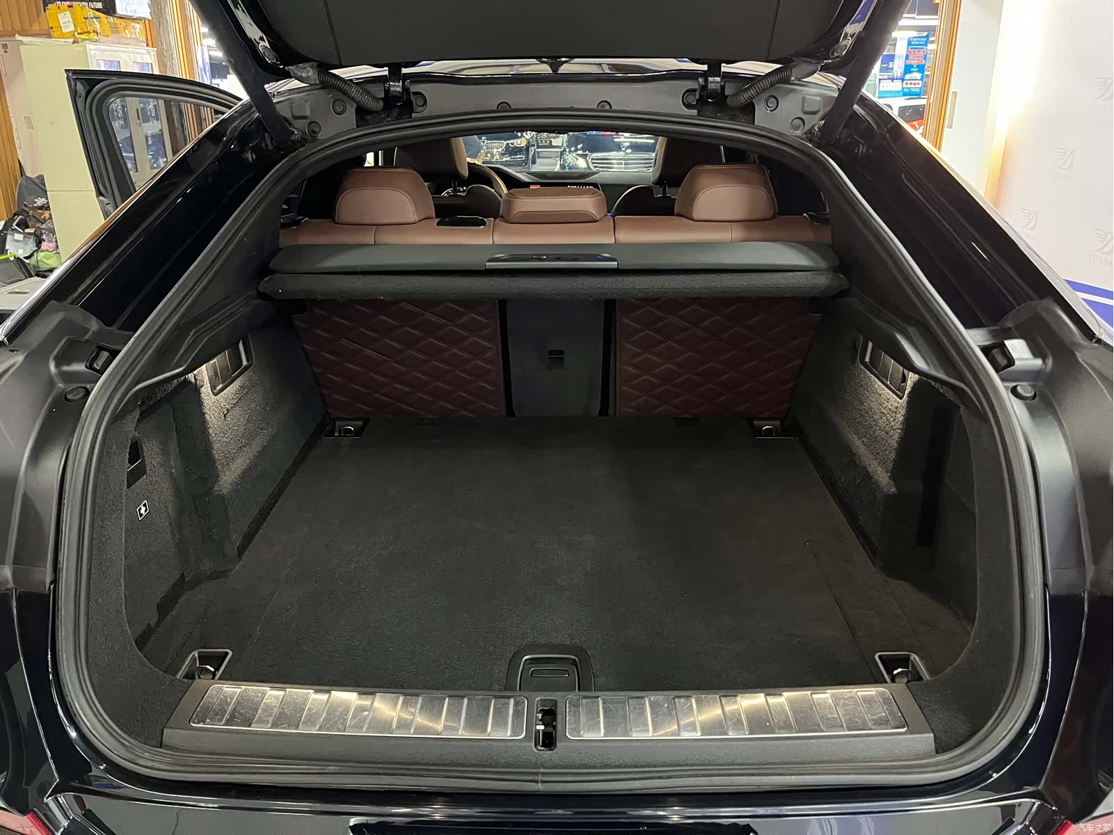 BMW X6, 2021 9