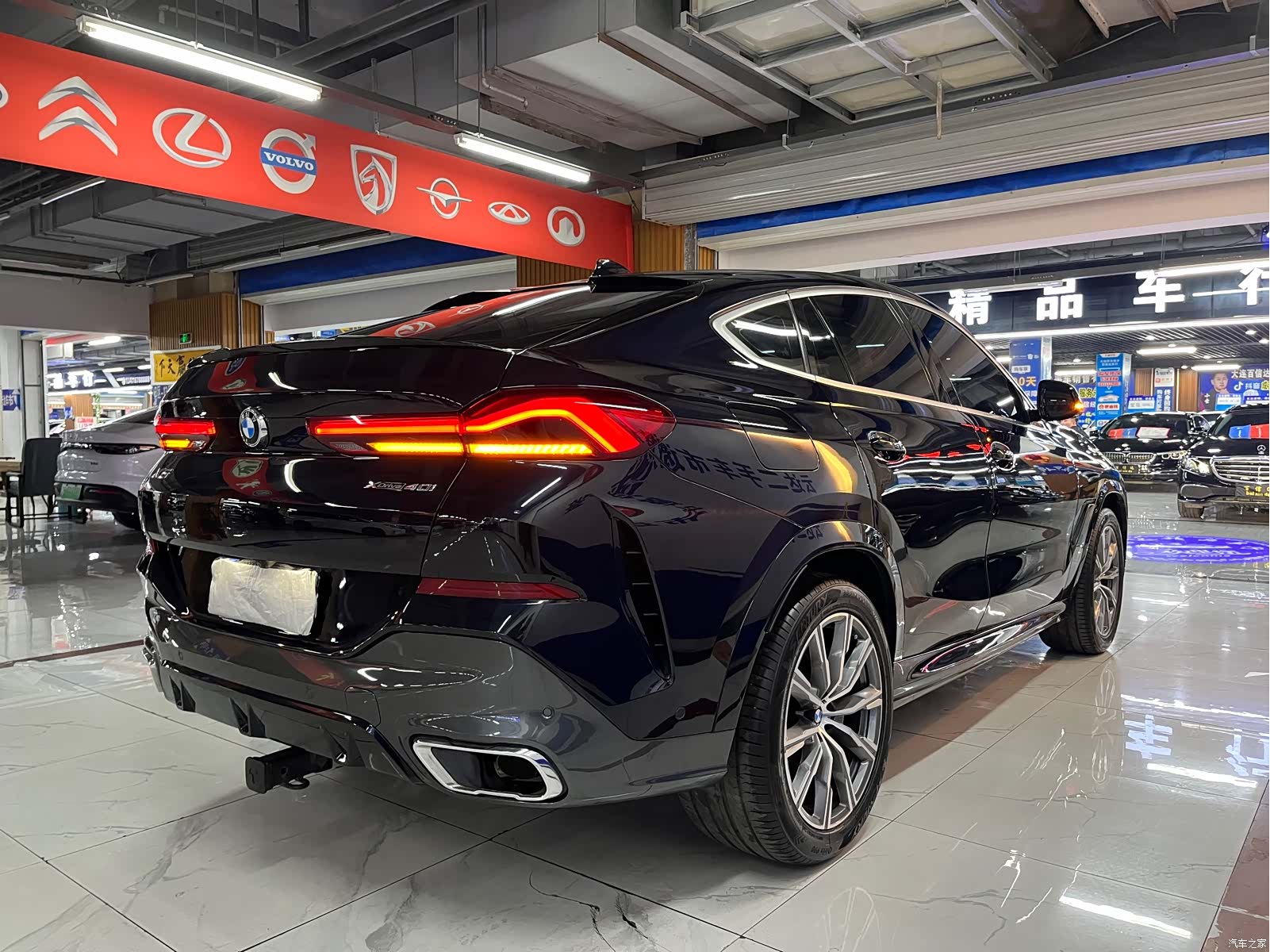 BMW X6, 2021 все фото