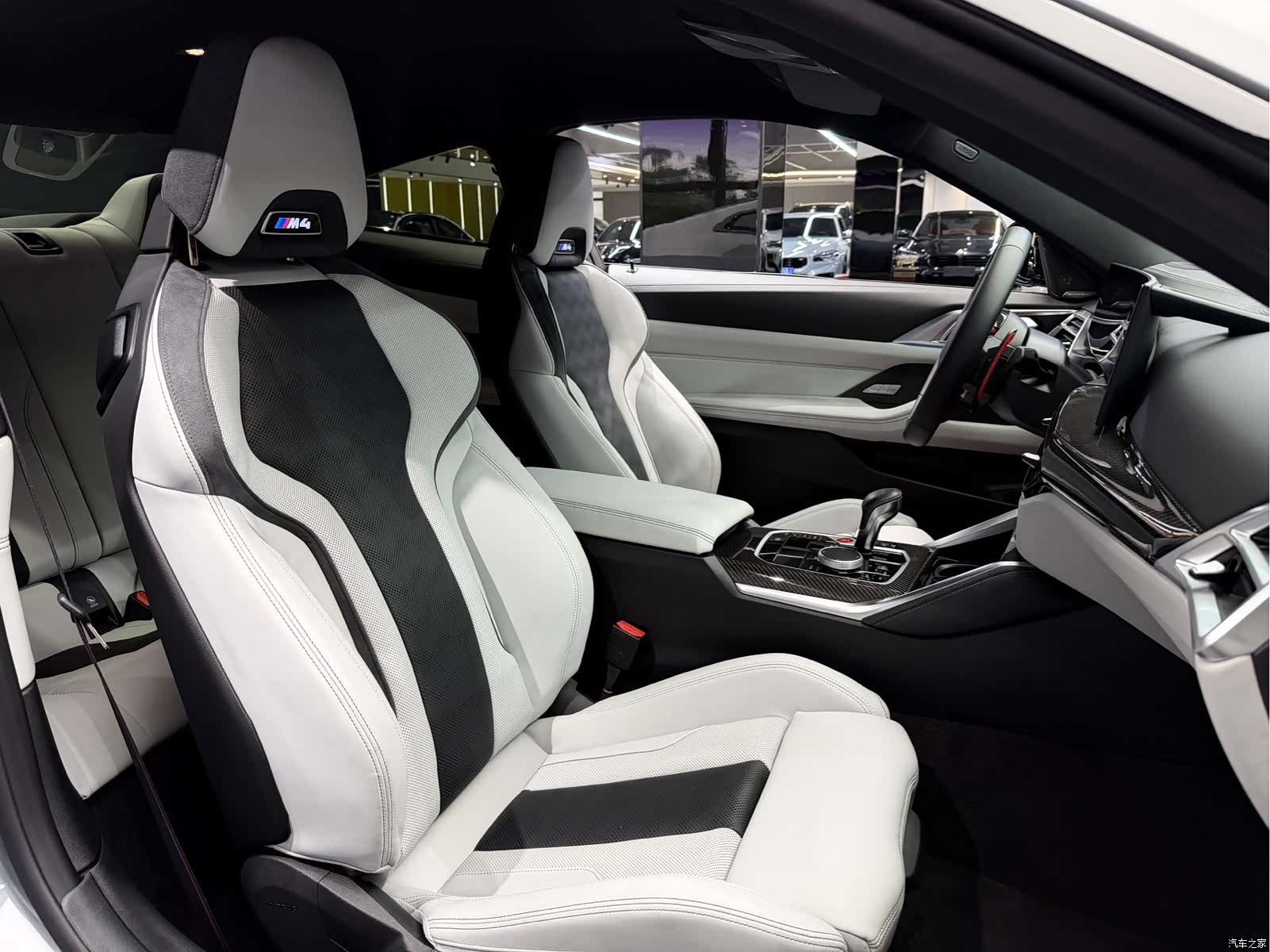 BMW M4, 2025 10