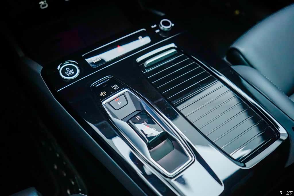 Audi e-tron, 2026 7