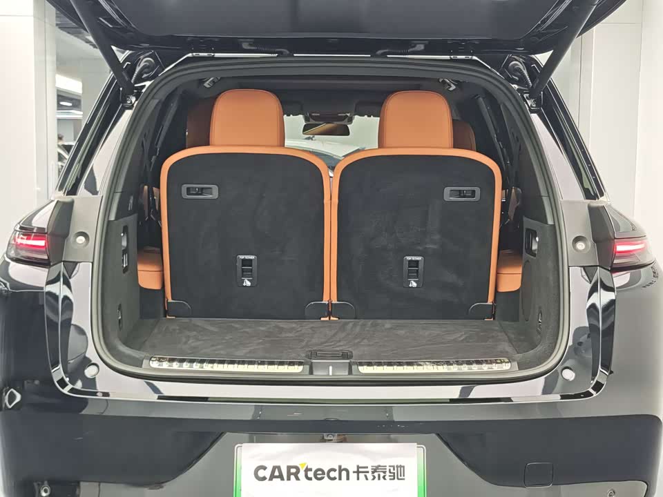 Li Auto Ideal L8