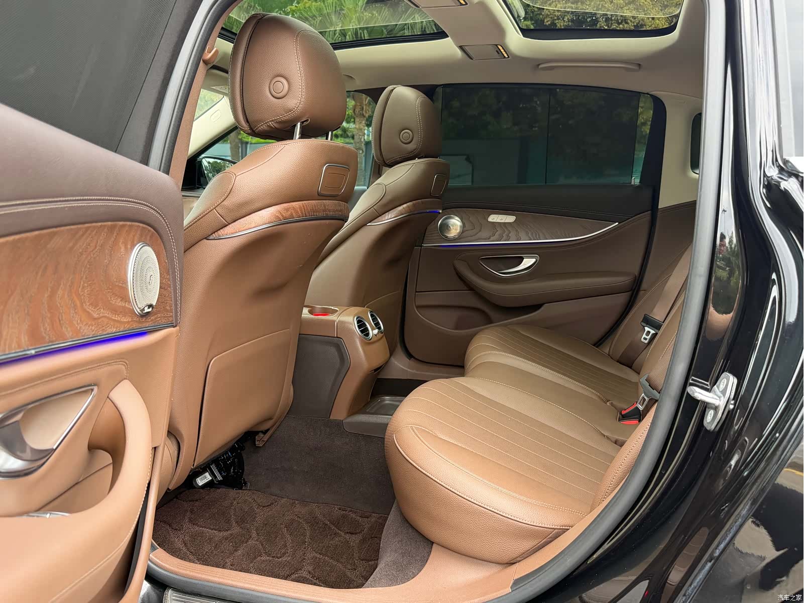 Mercedes-Benz E-Class, 2017 9