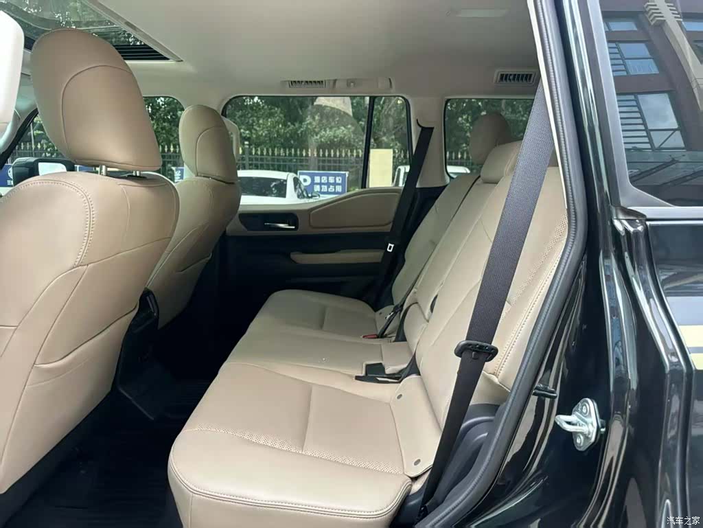 Toyota Prado, 2024 6