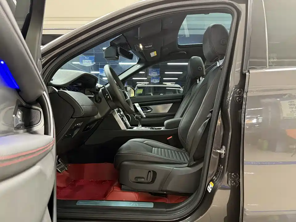 Land Rover Discover sports