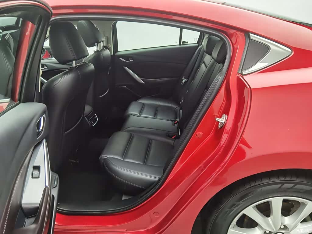 Mazda Atenza, 2016 15