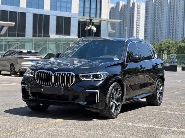 BMW X5 2023 — купить из Китая под заказ