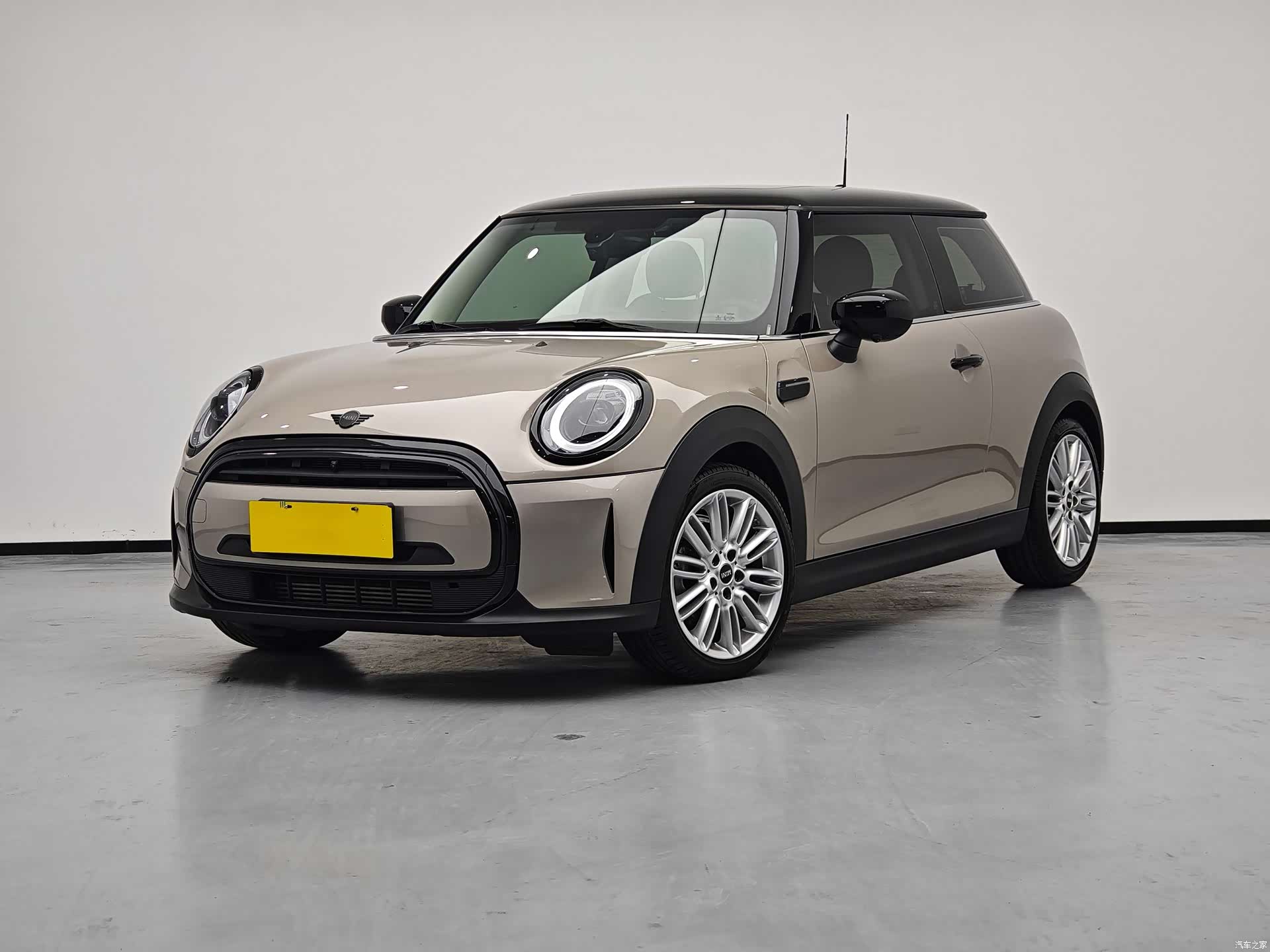 Mini Cooper, 2022 1
