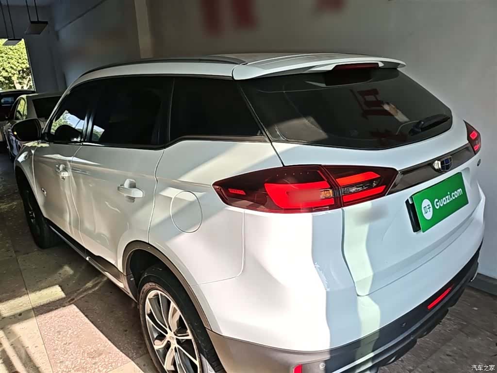 Geely Boyue, 2019 все фото
