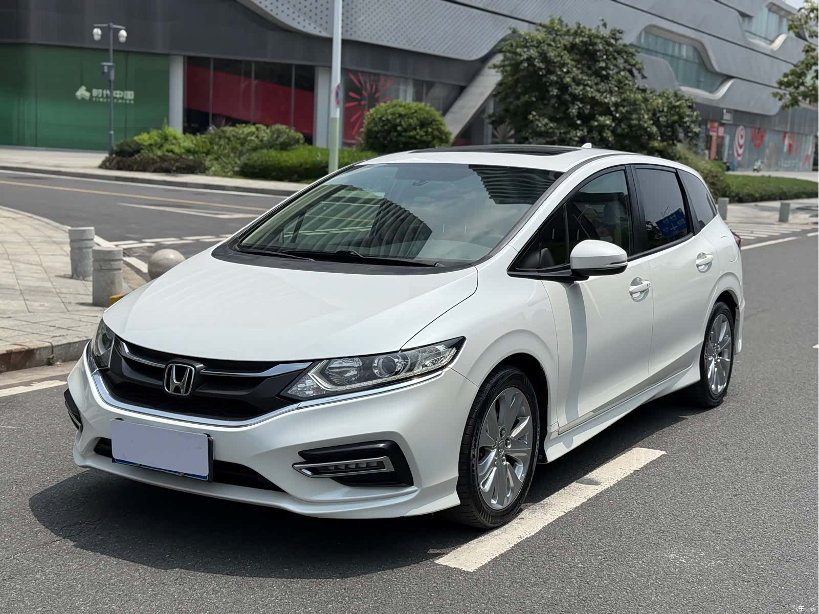 Honda Jade
