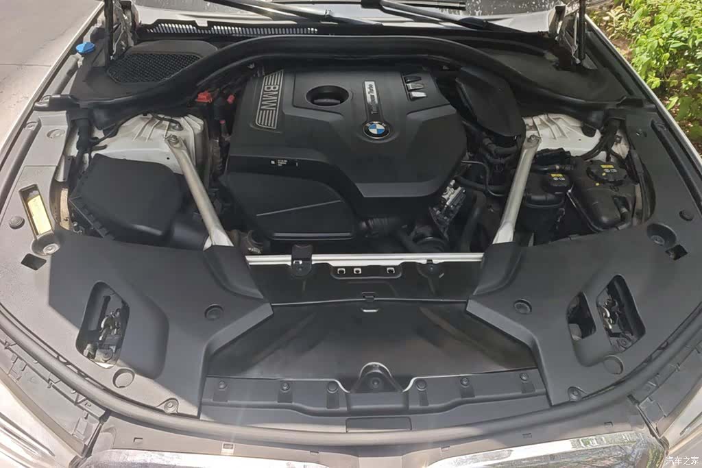 BMW 5 Series, 2018 10