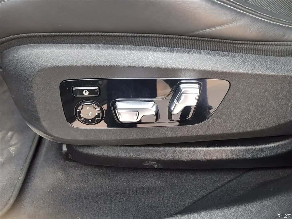 BMW XM, 2024 10