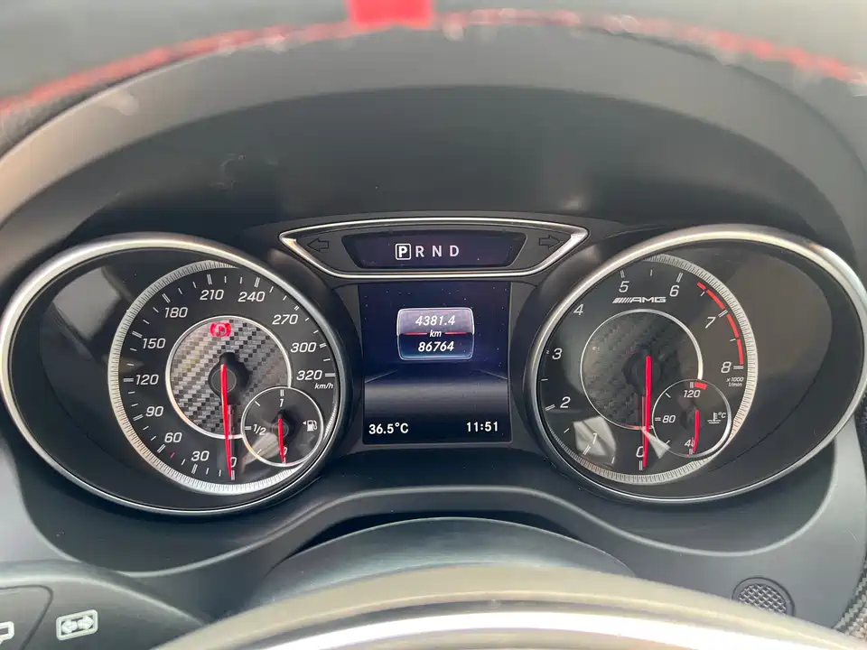 Mercedes-Benz GLA AMG Mercedes-Benz GLA AMG