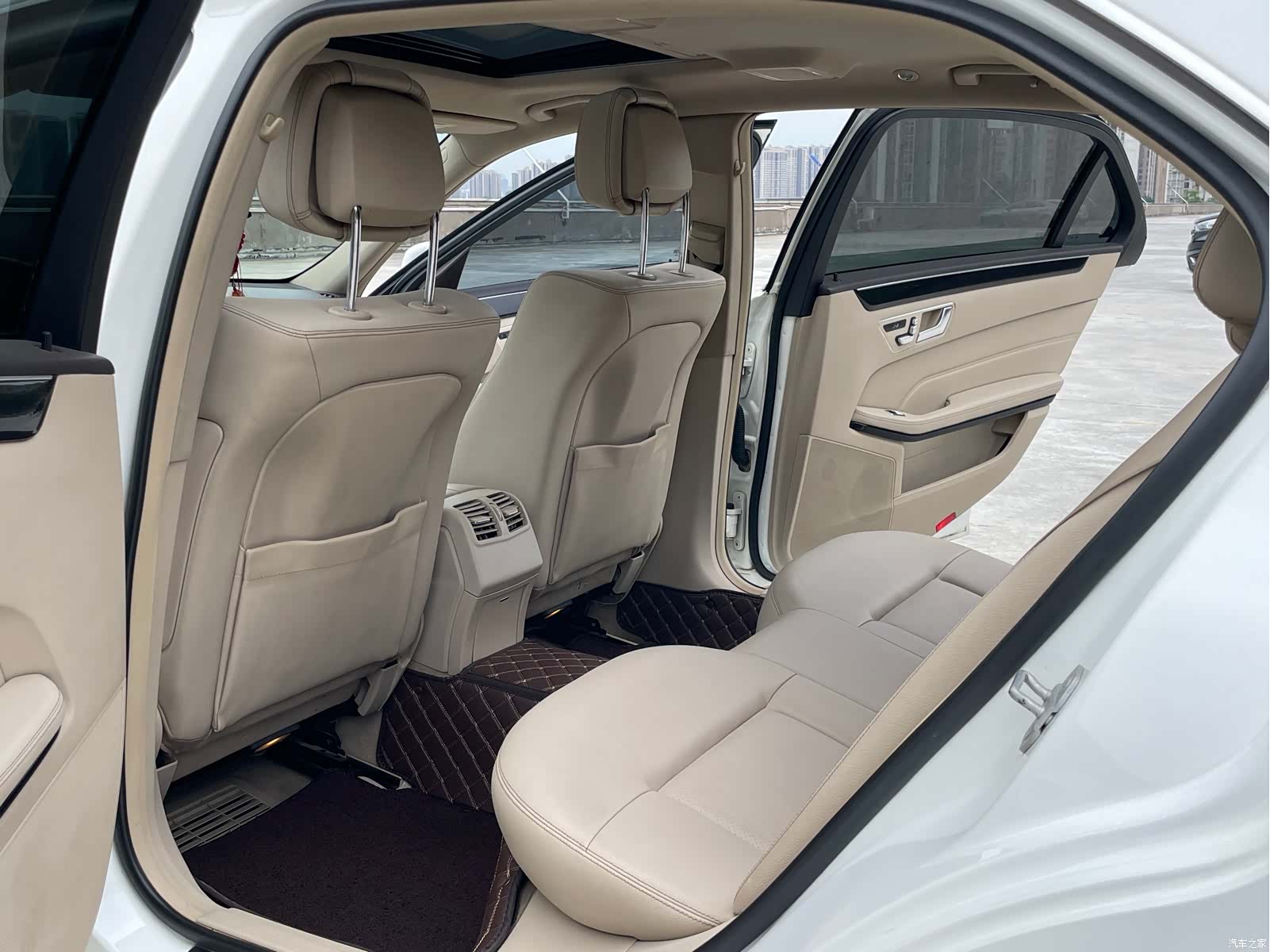 Mercedes-Benz E-Class, 2014 9