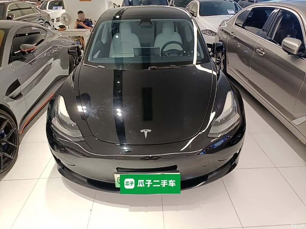 Tesla Model 3, 2021 3