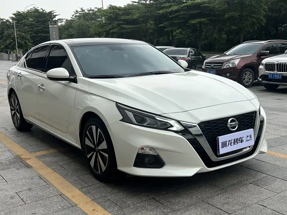Nissan Teana