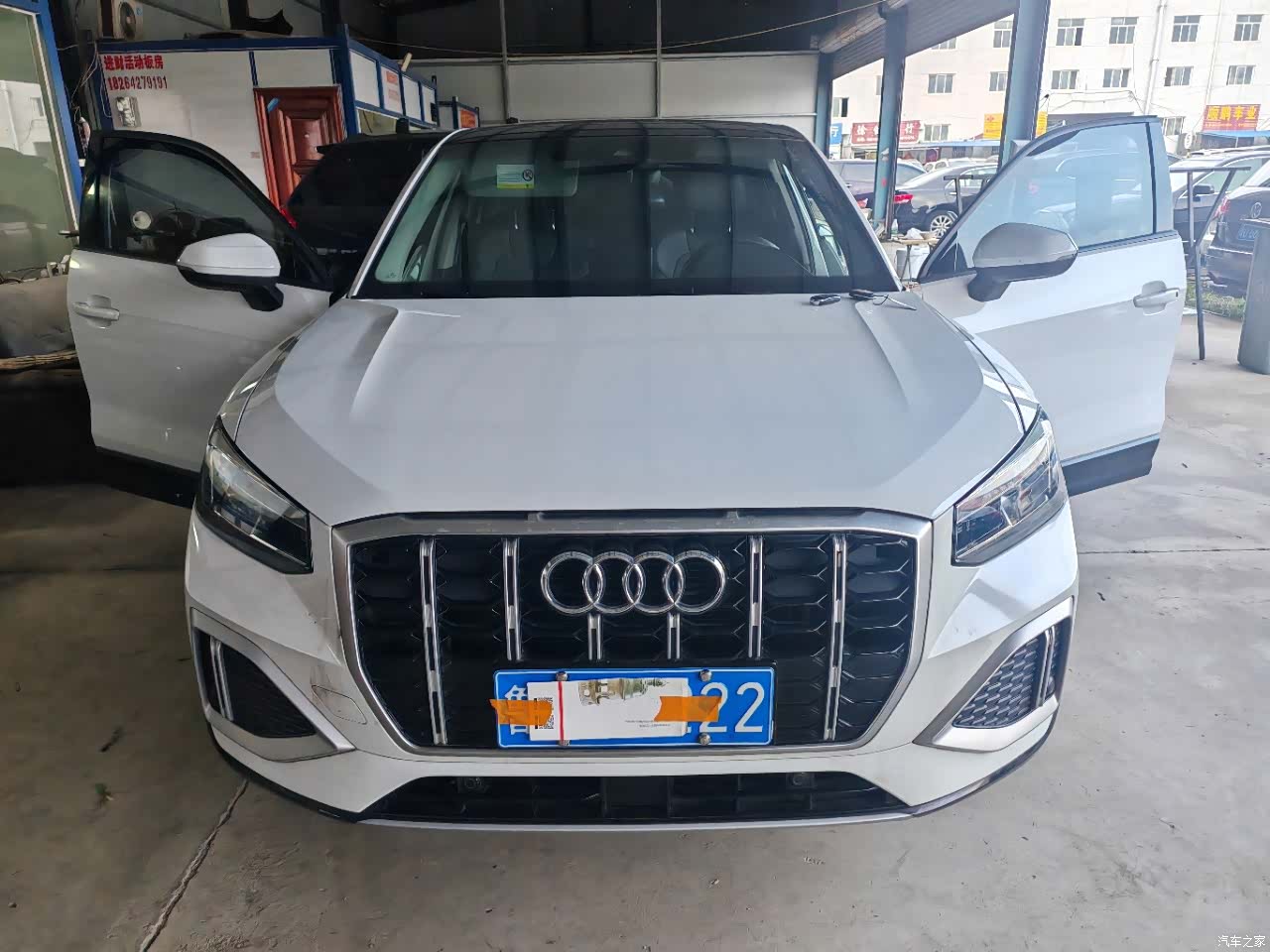 Audi Q2L, 2022 1