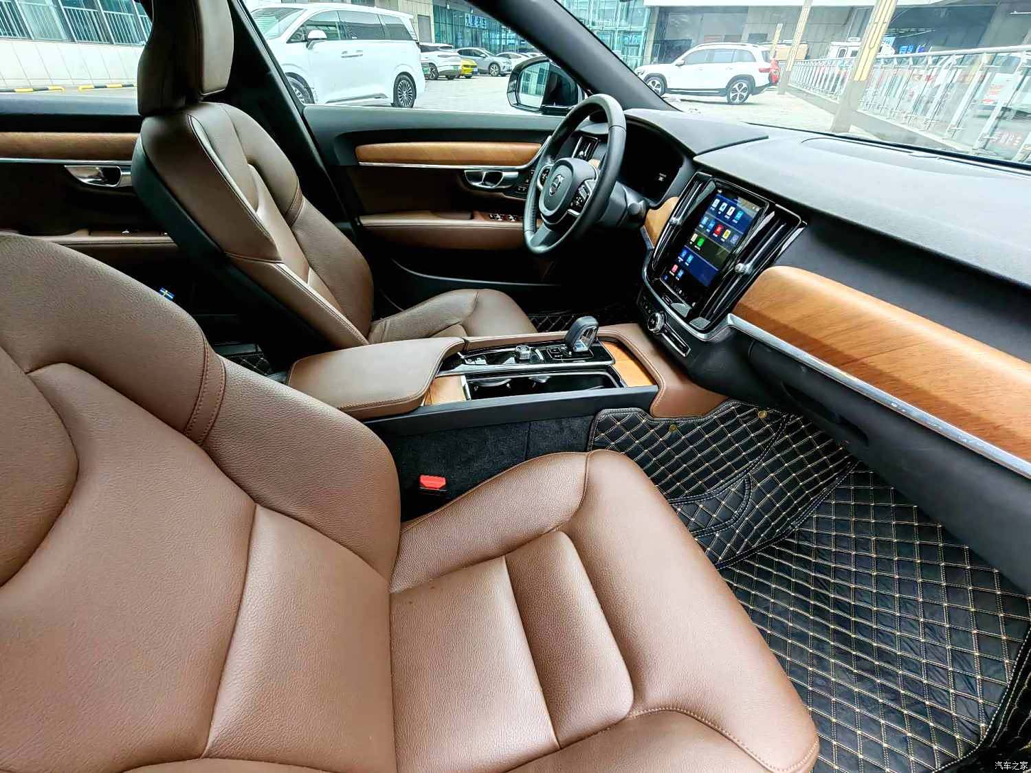 Volvo S90, 2024 все фото