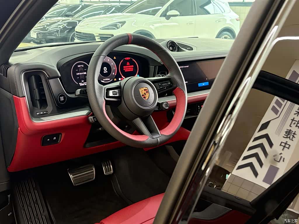 Porsche Cayenne, 2024 все фото