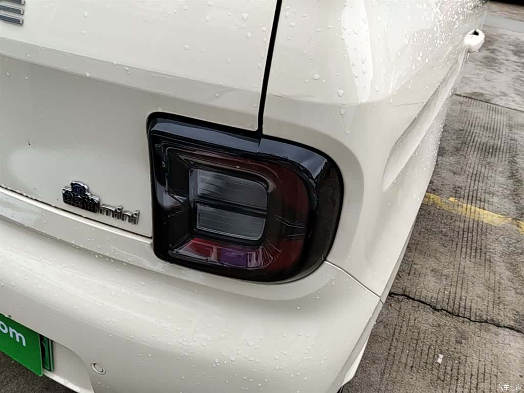 Geely Panda, 2025 8
