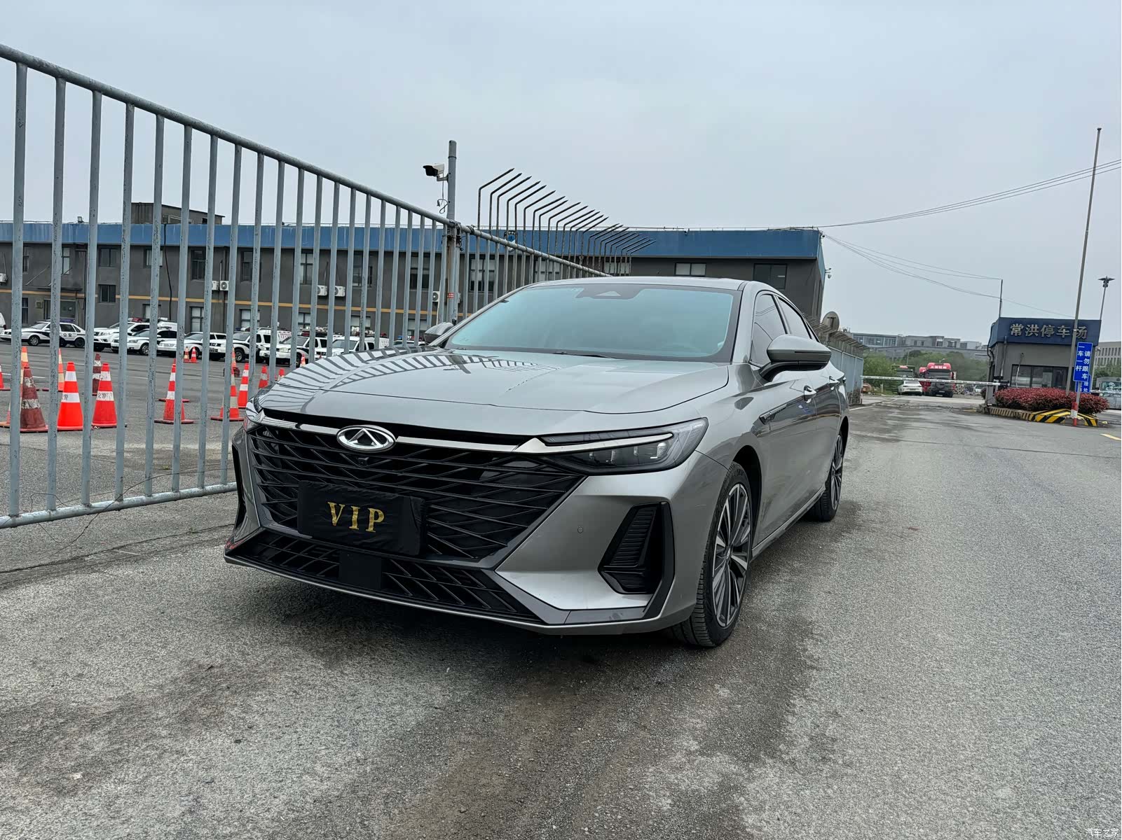 Chery Arrizo 8