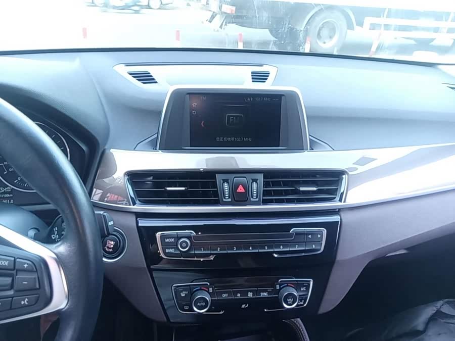 BMW X1 2018, фото 12